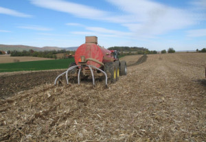 Figure 1: Spreading Fertilizers Can Contaminate Ground Water with Nitrates.